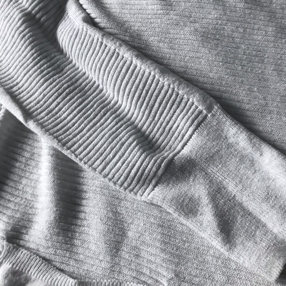 Scrunch Turtleneck Sweater - Picture 6 of 9